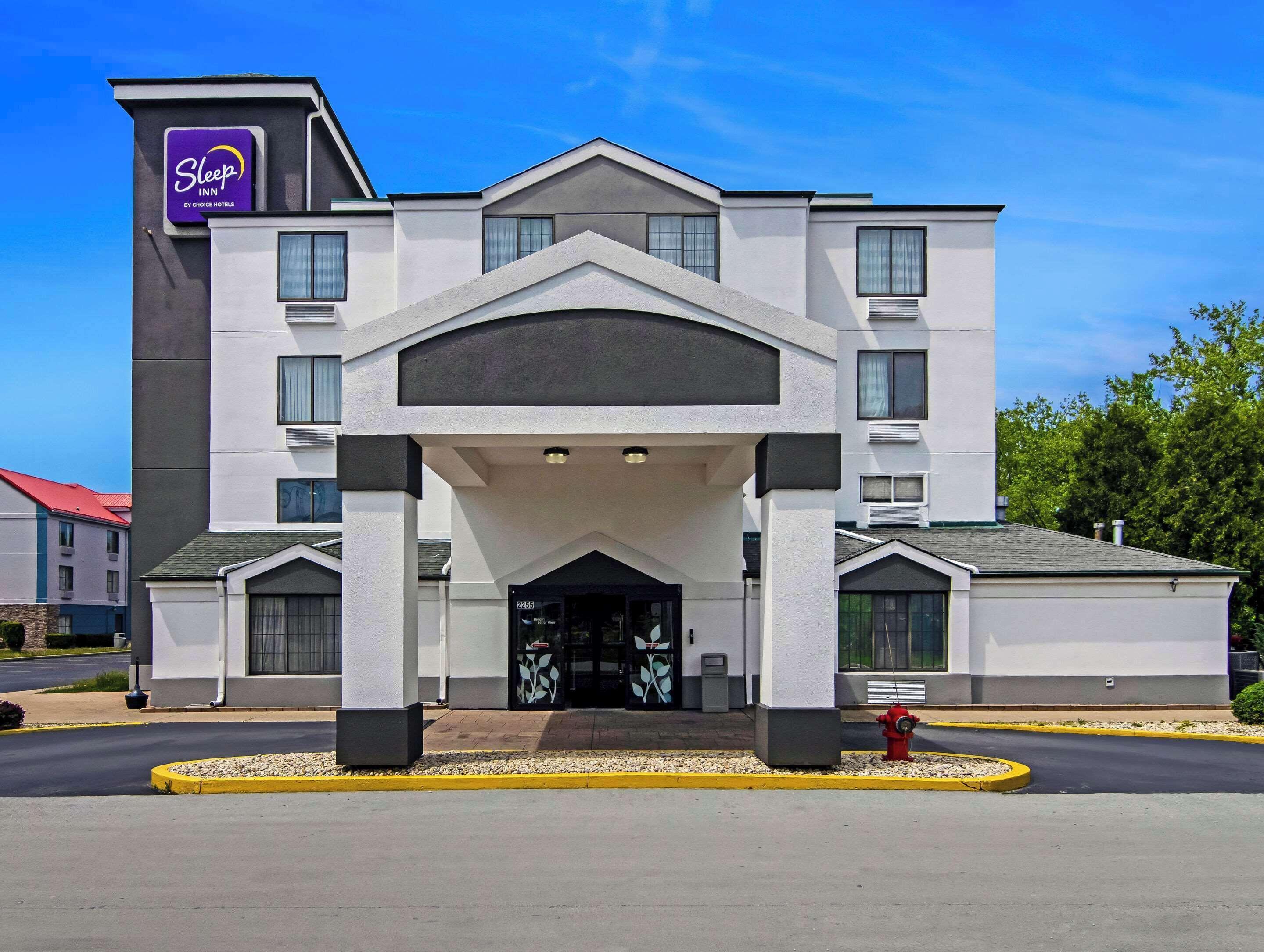4 Business Hotels Near Wright's Hollywood Park That Deliver