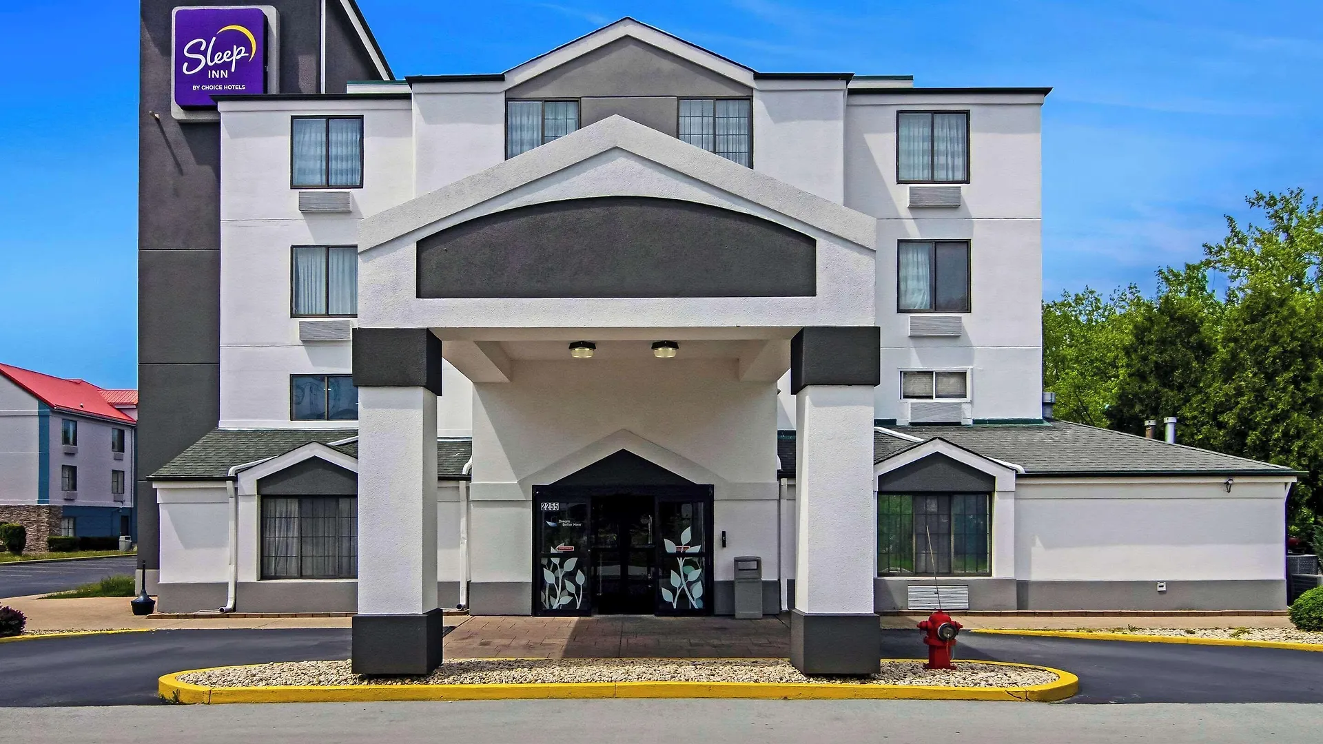 4 Business Hotels Near Wright's Hollywood Park That Deliver