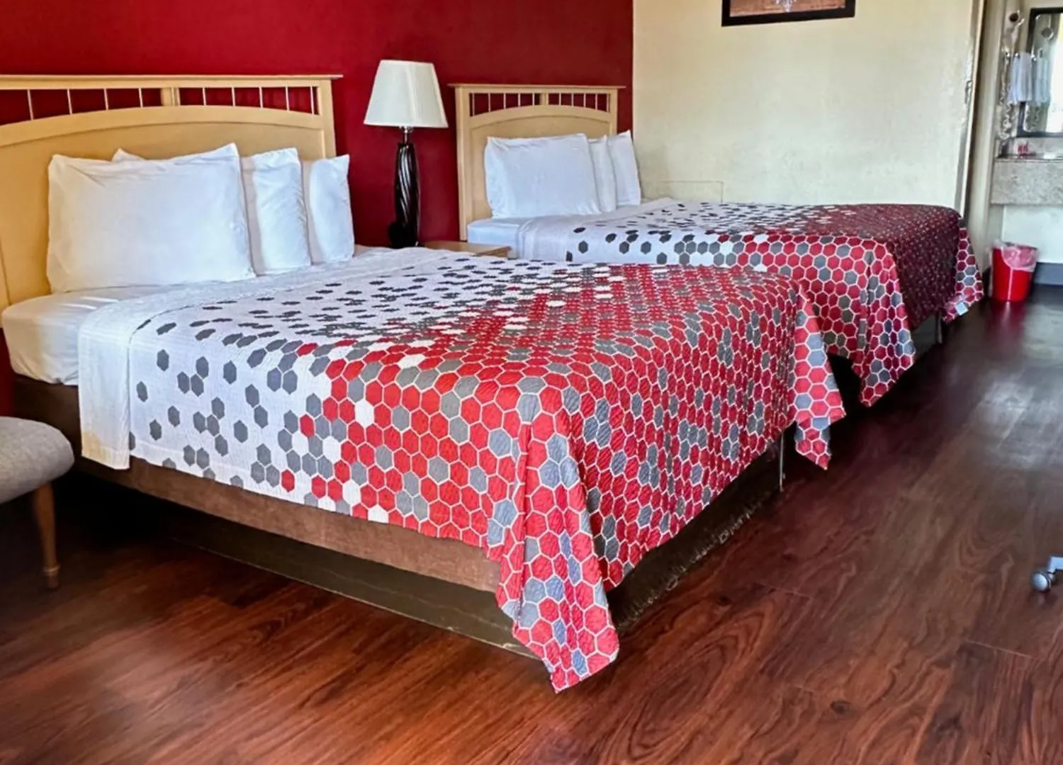 4 Top-Rated Econo Lodge Hotels in the Blue Ridge Mountains