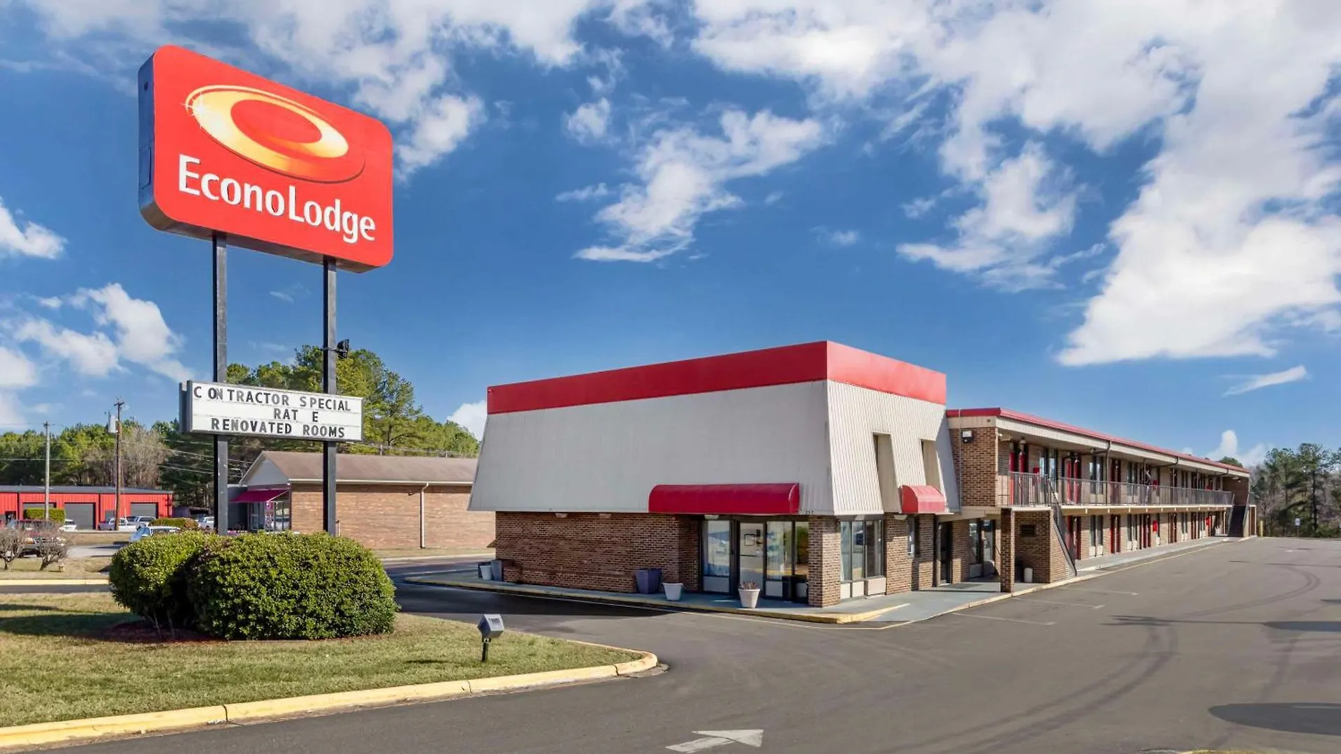 6 Lodge Hotels in North Carolina Worth Booking in 2025